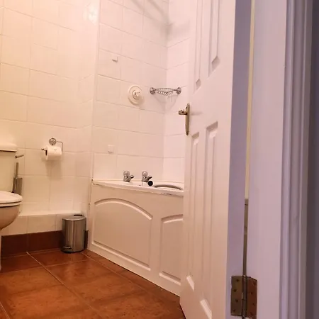 Chara House Apartment *